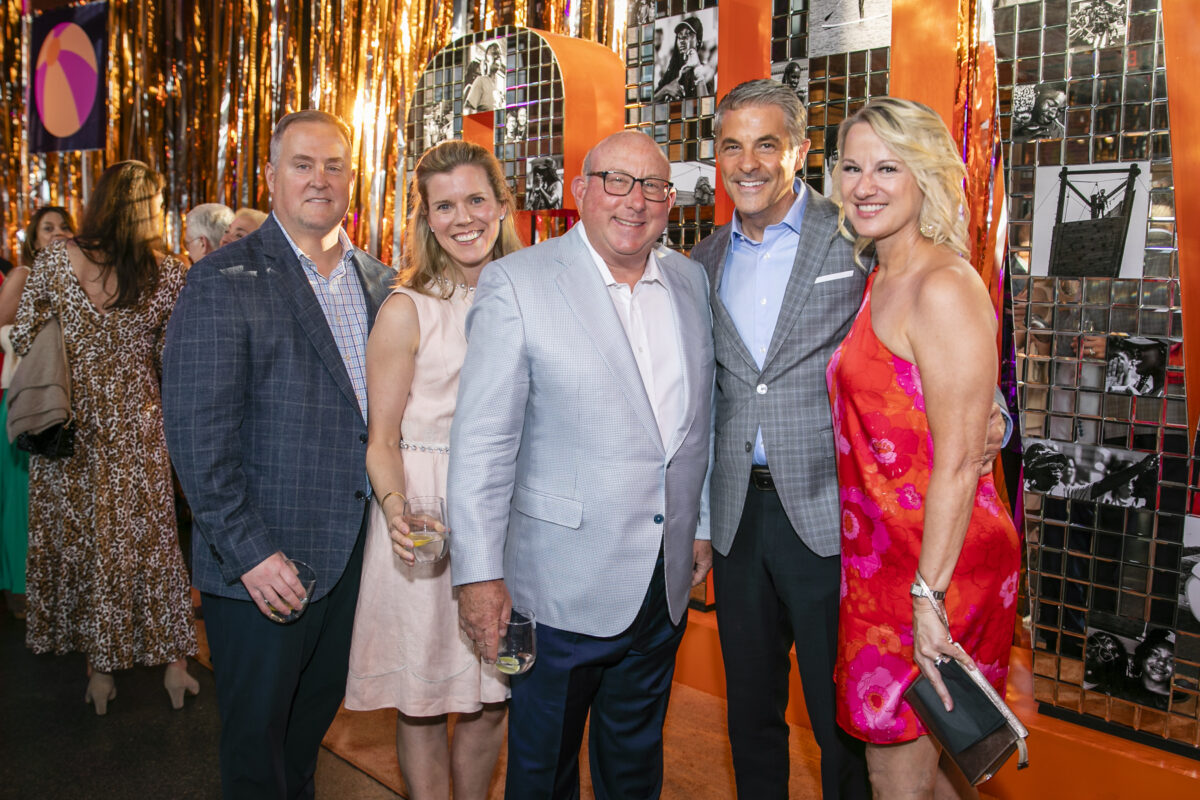 Stacia MacNaught, Jeff Leiden, Jeff Bellows and guests at CHV Beach Ball